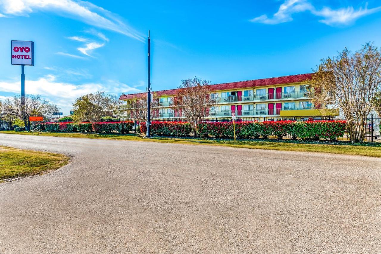 Oyo Hotel Houston Southwest I-69 Zewnętrze zdjęcie