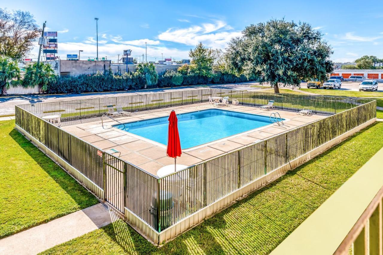 Oyo Hotel Houston Southwest I-69 Zewnętrze zdjęcie